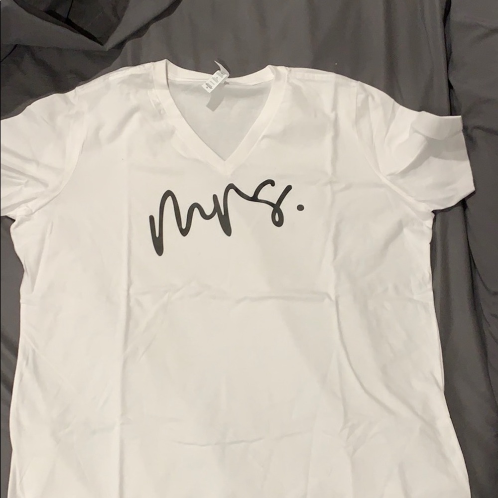 Mrs. T-shirt brand new